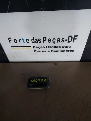 Maçaneta Externa Da Porta Traseira Esquerda Da L200 Quadrada 99/05