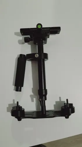 Estabilizador de câmeras dslr, mirroles e celulares 