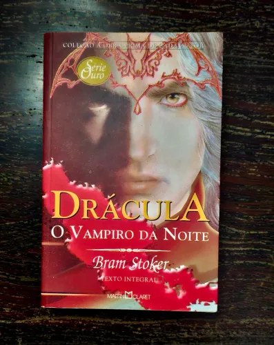 Livro Drácula - O Vampiro da Noite