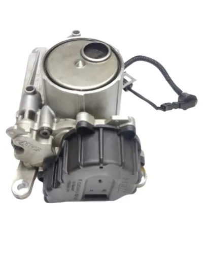 Bomba De Óleo Motor Citroen Ds3, Ds5/c4 Lounge 1.6 16v Thp (Usado)