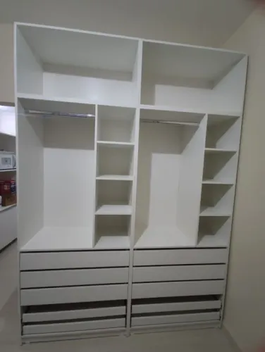 Closet sob medida - Modulados direto da fabrica