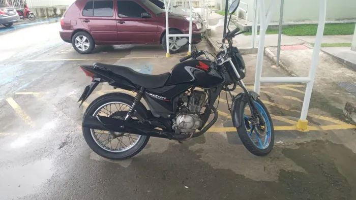 Moto pra vender rápido 9.000