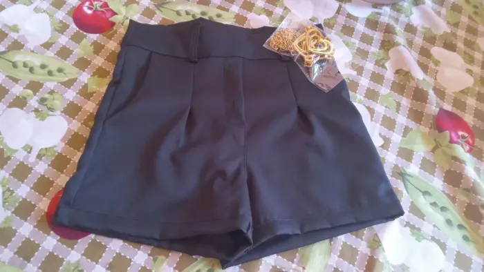 Vende-se short alfaiataria feminina