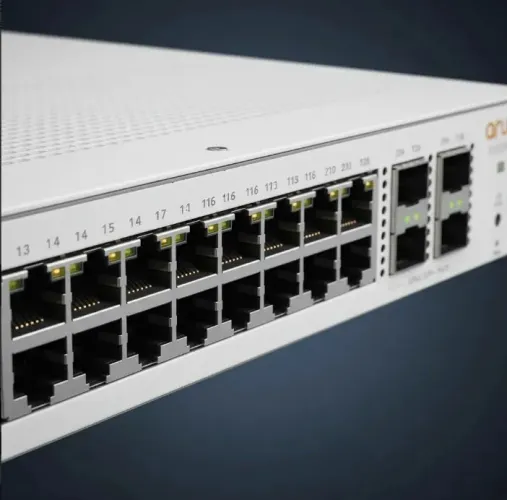 Switch HPE Aruba Instant On 1930 24 Portas Gerenciável JL682A