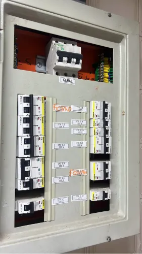 Eletricista boqueirão Curitiba *
