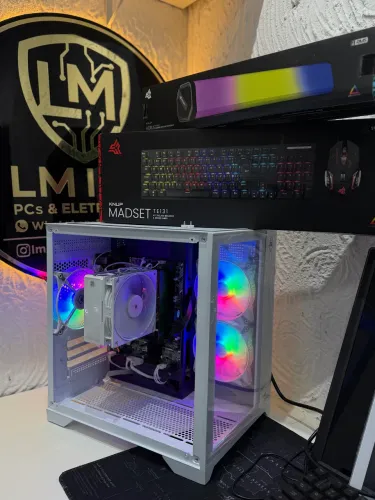 PC Gamer Branco