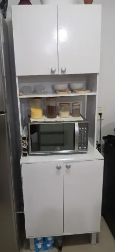 Paneleiro de cozinha branco