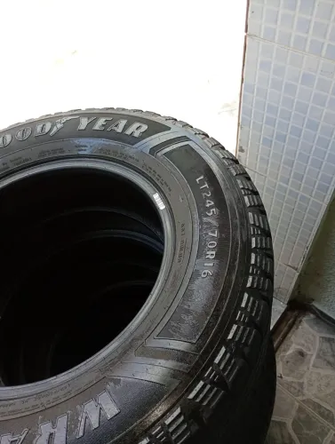 Pneu GOOD WEAR - LT 245/ 70 R16