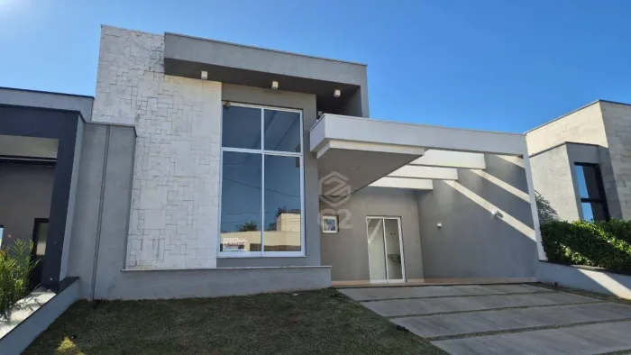 LINDA CASA NOVA COM PISCINA - COND VIENA - INDAIATUBA/SP