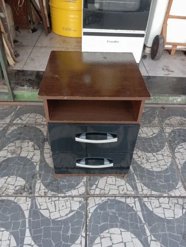 Vendo Criado mudo 