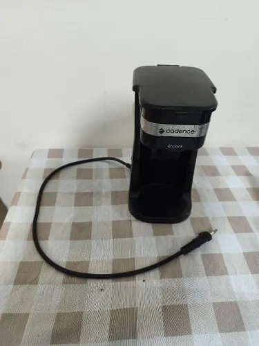 Vendo cafeteira Cadence