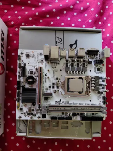 Placa,processador i3 10100f e outros itens