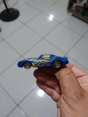 Hot Wheels '77 Pontiac Firebird