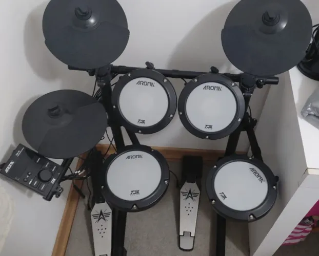 Vendo Bateria Eletrônica