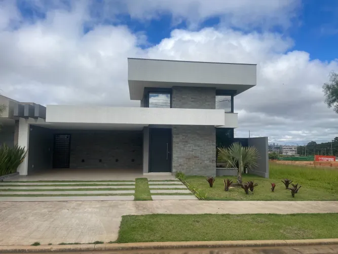 Linda residência em ótima localização do terras Alphaville - A/C veículo !!