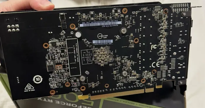 PLACA DE VIDEO RADEON RX 570 8 GB excelente