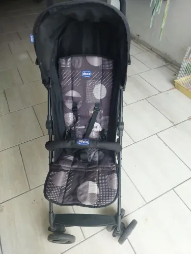 Carrinho de passeio chicco london