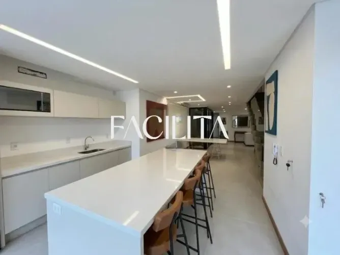 Casa com 3 quartos para locação no bairro Campeche, Florianópolis