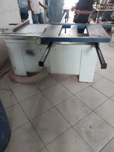 Esquadrejadeira verry 2400
