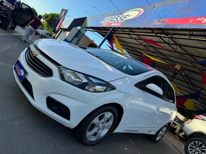 Chevrolet Onix Hatch LT 1.4 8V Flex Aut. 4P 2019