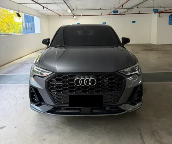 Audi Q3 SPB Perf. Black 2.0 TFSI Tipt. Quat. 2023