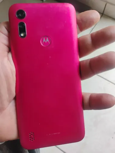 Celular Moto E 6 muito conservado 250 reais. Chama wats *