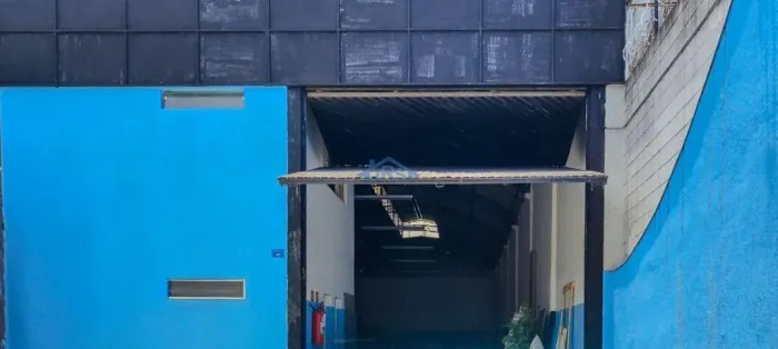 Galpão para alugar em Barueri, Vila Militar, com 300 m²