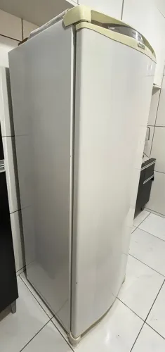 Vendo geladeira cônsul