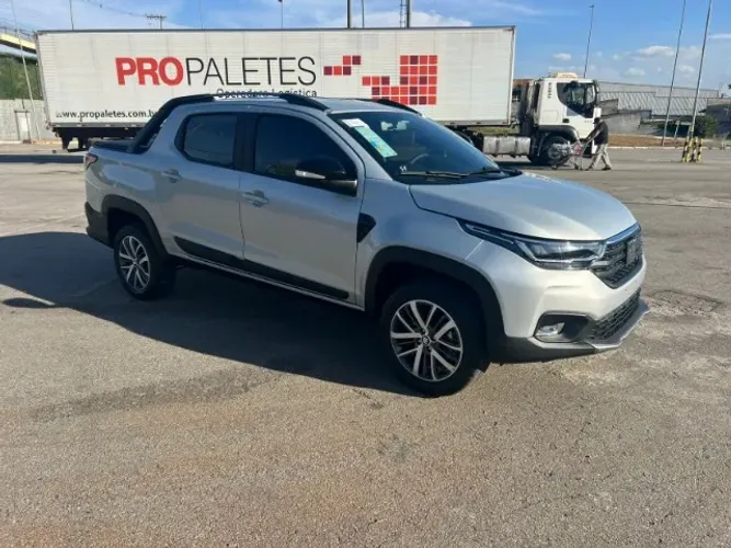 Fiat Strada Volcano 1.3 Flex 8V CD 2026