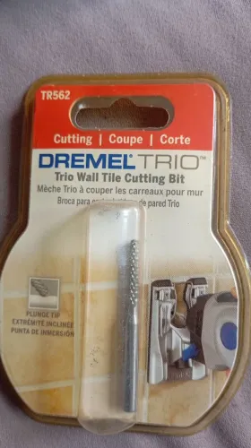 Fresaa e lixas e brocas Dremel trio