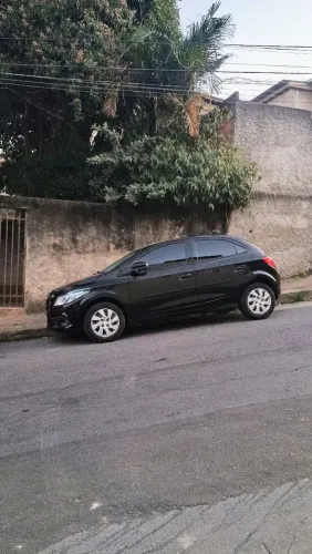 Chevrolet Onix Hatch LT 1.4 8V Flex Power Mec. 4P 2013