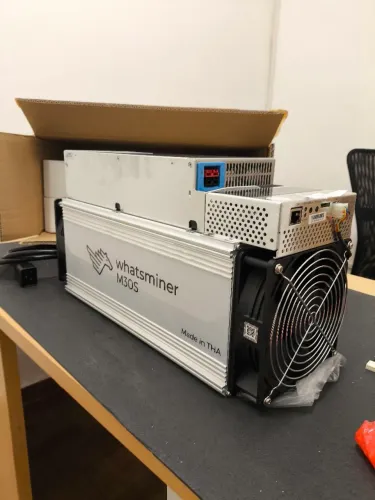 Whatsminer m30s 86-88TH mineradora btc Nova lacrada + cabo de força