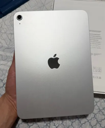 iPad 11