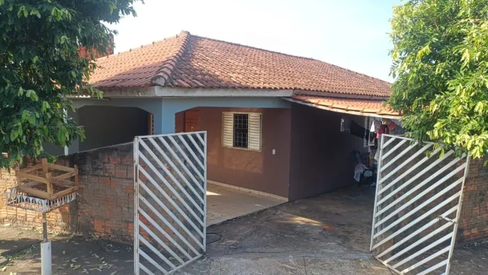 Vende-se Casa em TACIBA