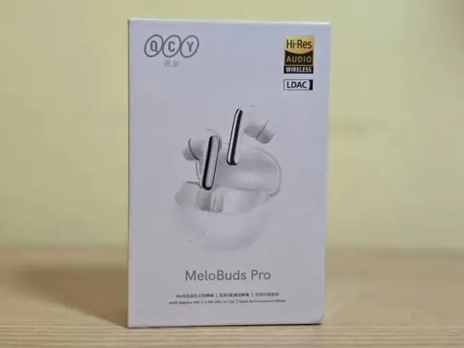 Fone Bluetooth QCY Melobuds Pro ANC Hi-Res Branco Lacrado Original