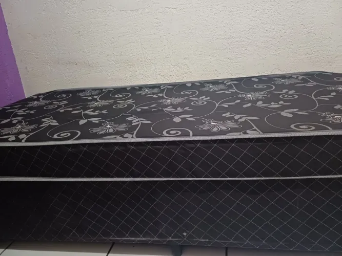 Cama box de solteiro conjugada