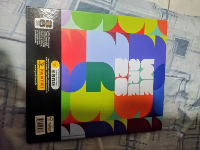Álbum da copa 2026! Com várias figurinhas!