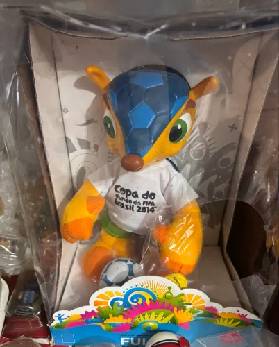 PROMOÇÃO MALUCA Boneco Fuleco Pelúcia Oficial Copa do Mundo 2014 Na Caixa