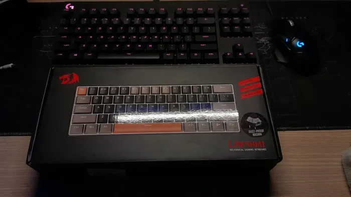 Teclado mecânico Redragon lakshmi