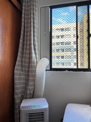 Ar condicionado portátil HQ 8.500 BTU 220v