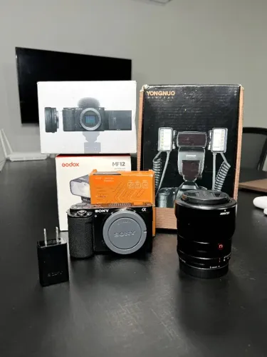 Sony ZV-E 10 + Lente Viltrox 23mm