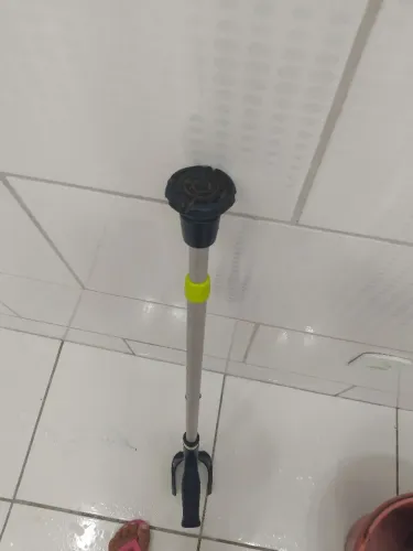 Moleta de pessoas com dificuldade de andar