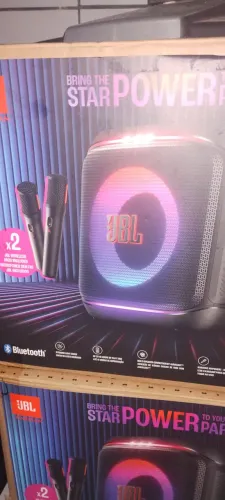 Vendo JBL partybox encore2 com 2 microfones lacrada apenas 2.199 ZAP *90