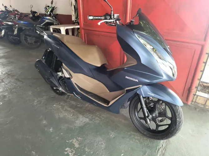 Leia o anúncio 5 Motos 