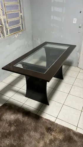 Mesa de Jantar de Vidro