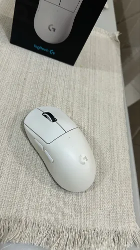 Mouse Sem Fio Gamer Logitech G PRO X Superlight, Lightspeed, 25000 DPI, 5 Botões, Branco