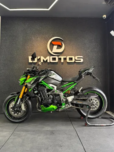 KAWASAKI Z900 R edition - 2025 - Full acessórios