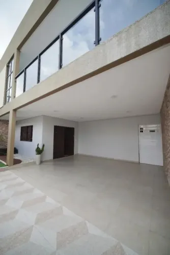 Vendo CASA ENORME & MODERNA, ao LADO do SHOPPING PÁTIO NA CIDADE UNIVERSITÁRIA