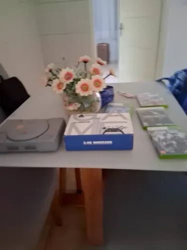 Vendo ps1 apena console, gamestick 2.4 4 jogos do 360 em Salvador apenas