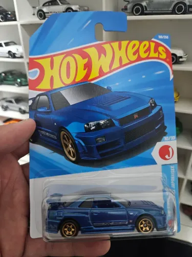 Hotwheels Nissan Skyline GT-R ( BNR34) AZUL